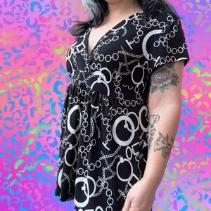 vtg y2k cha cha vente wrap effect vneck chain link print babydoll top, sz lg